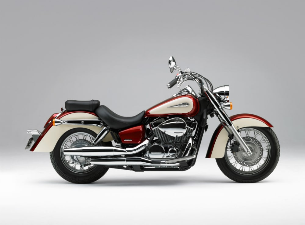 подробный обзор мотоцикла Honda VT-750 на MOTO.fm