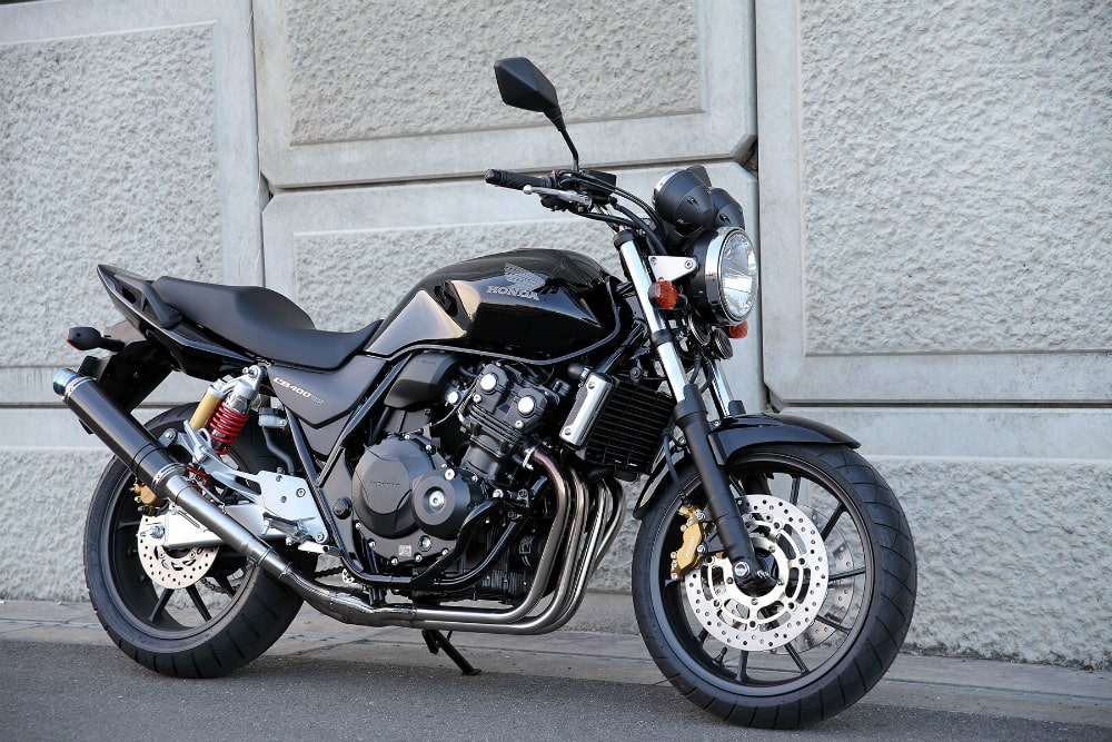 Подробный обзор Honda СВ-400 на MOTO.fm