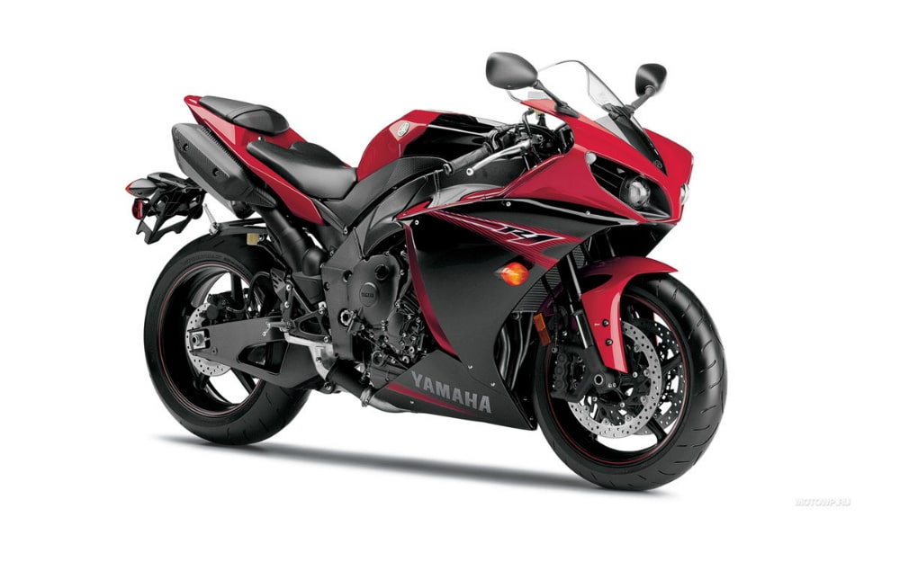 Yamaha R1 на MOTO.fm