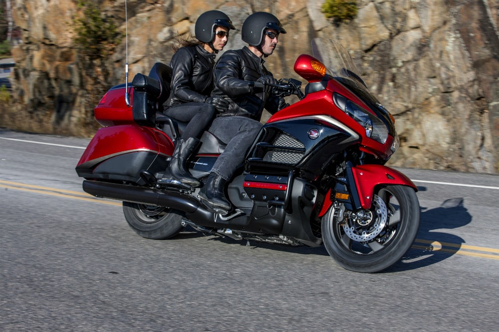 Полный обзор Honda Gold Wing GL 1800