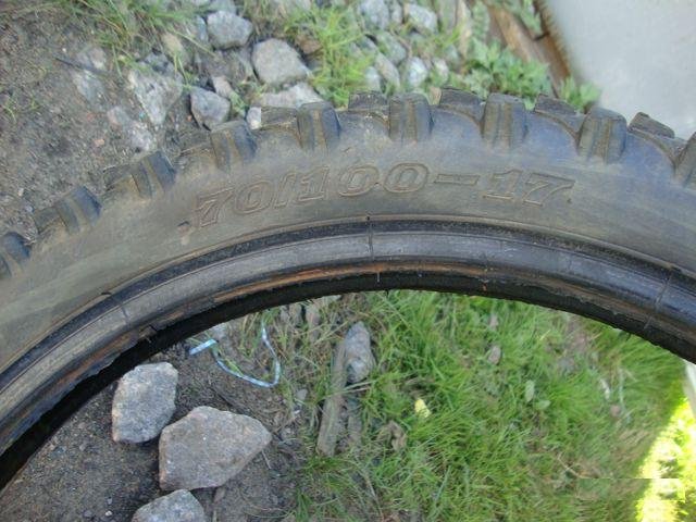 Покрышка кроссовая передняя R 17