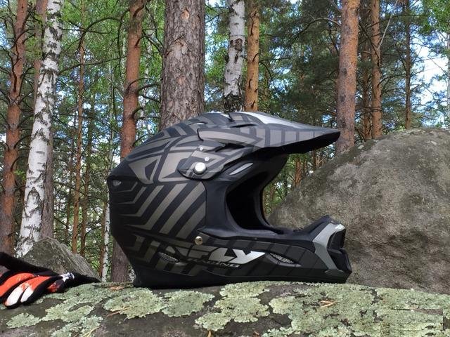 Мотошлем Fly Racing Carbon