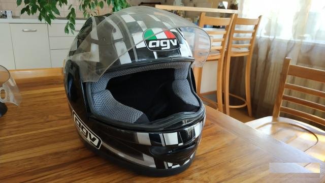 Мотошлем AGV (размер М)