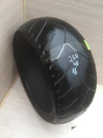 1) Dunlop Elite 3 250/40/18 TireMoto