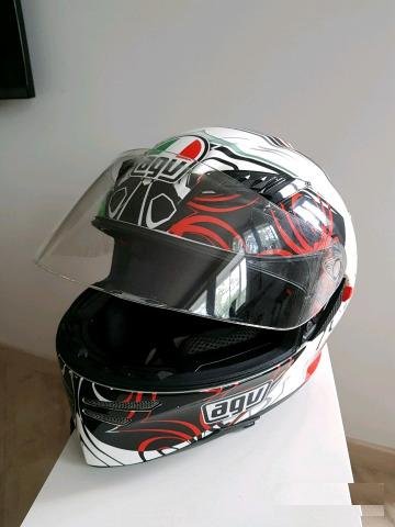 Мотошлем AGV