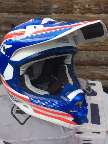 Shoei VFX-W шлем