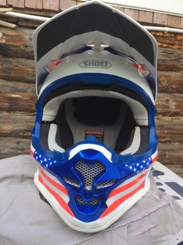 Shoei VFX-W шлем