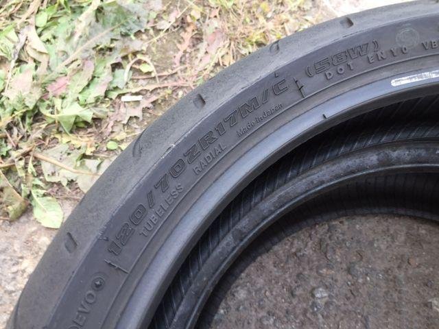 120/70/17 Bridgestone 46/17