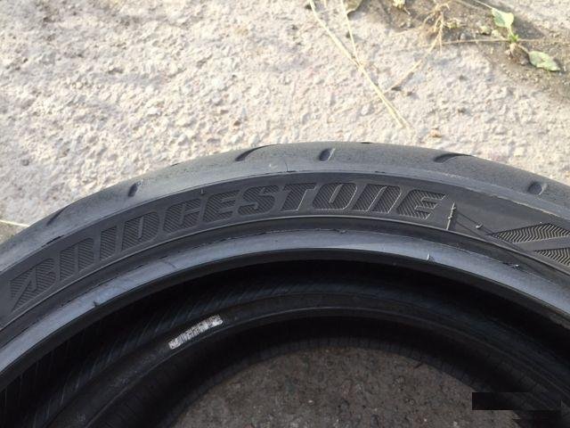 120/70/17 Bridgestone 46/17
