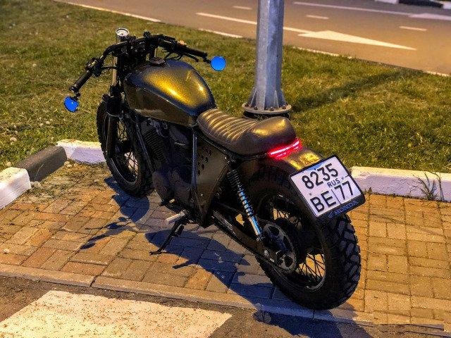 Кафе-рейсер Honda VRX