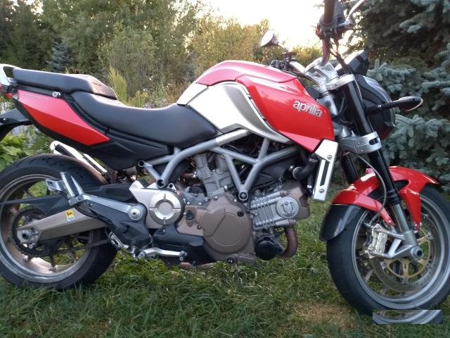 Aprilia mana 850 2009г