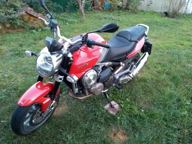 Aprilia mana 850 2009г