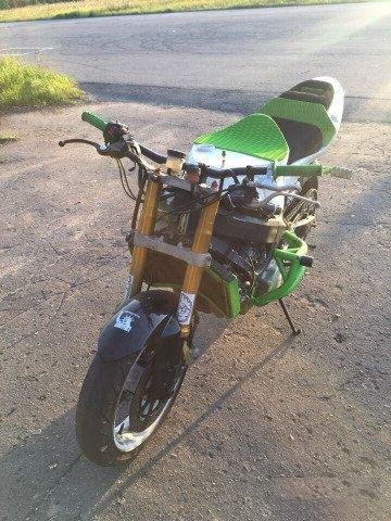 Honda CBR 600 F4i Stunt