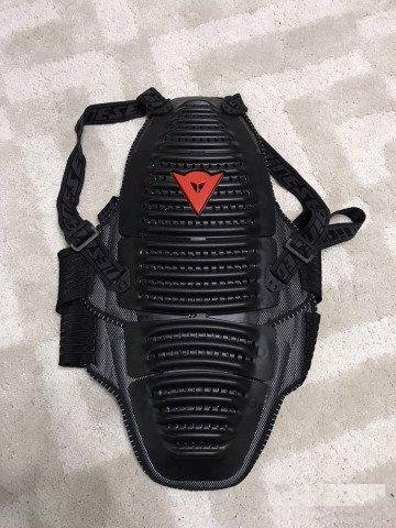 Защита спины dainese,размер М