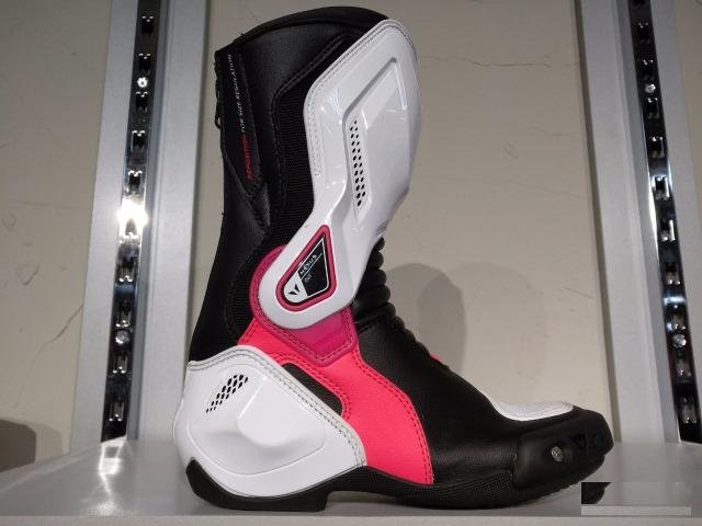 Мотоботы dainese nexus lady
