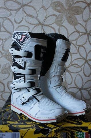 Новые детские мотоботы gaerne SG-J 33/34/36
