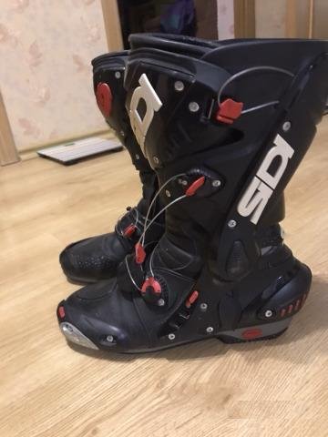 Мотоботы Sidi