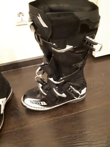 Мотоботы Alpinestars Tech 8 RS (цена договорная)