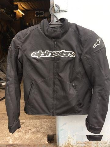Продам куртку Alpinestars