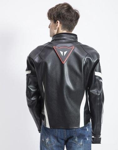 Мотокуртка Dainese кожа PU (новая)