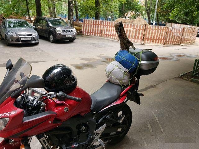 Крепление центрального кофра Yanaha fz6 s2