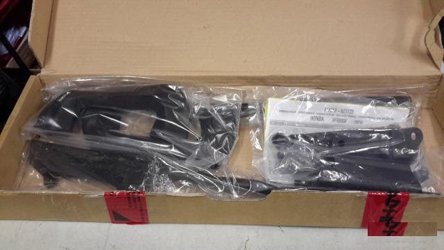 Givi 1132FZ Крепеж центрального кофра Honda VFR800
