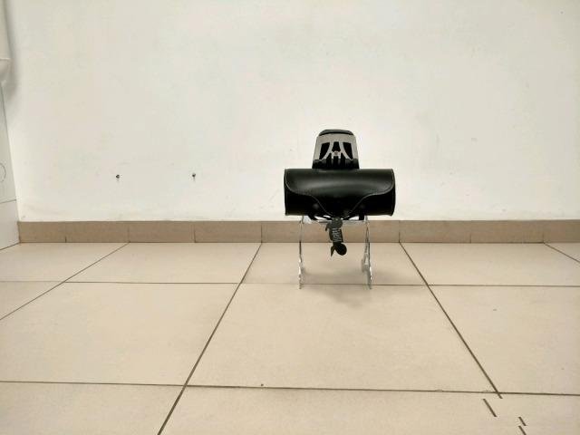 Мотокофр на чоппер батон мото сумка