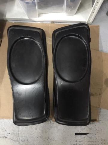 Harley Davidson FL Крышки под колонки