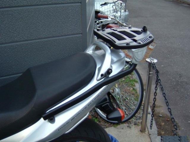 Крепеж центрального кофра Suzuki Bandit 600 / 1200
