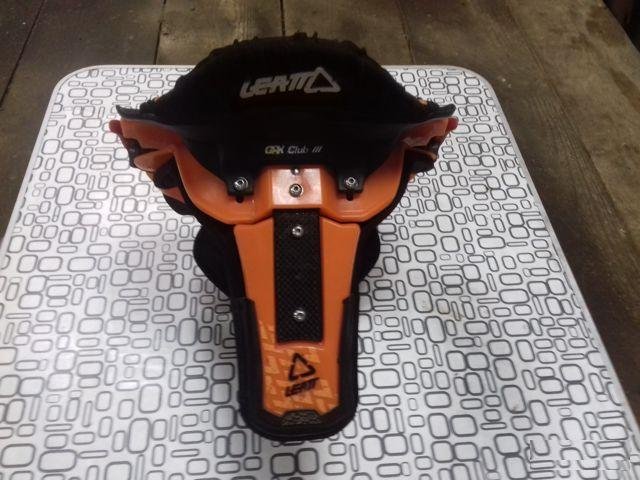 Защита шеи leatt GPX club lll