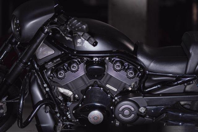 Harley davidson v-rod night rod special