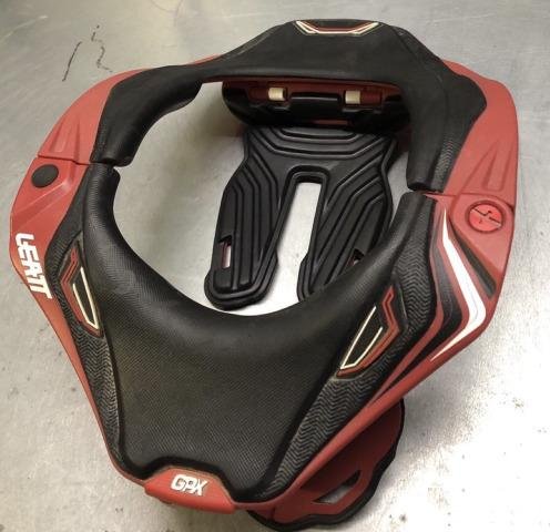 Защита шеи б/у leatt GPX 5.5