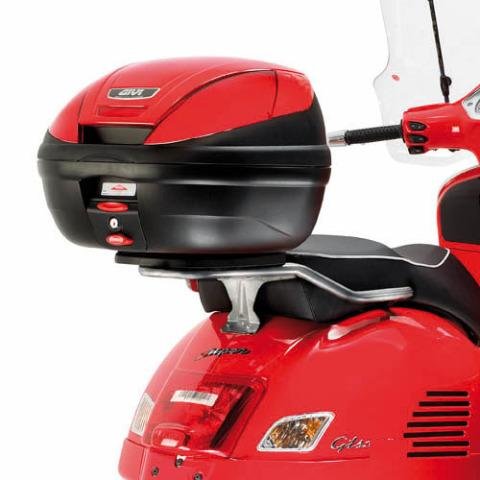 Крепеж центрального кофра Vespa GTS 125 / 150 /300
