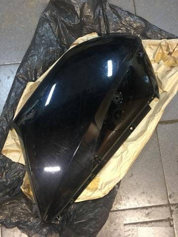 GL1800 крышка кофра правая