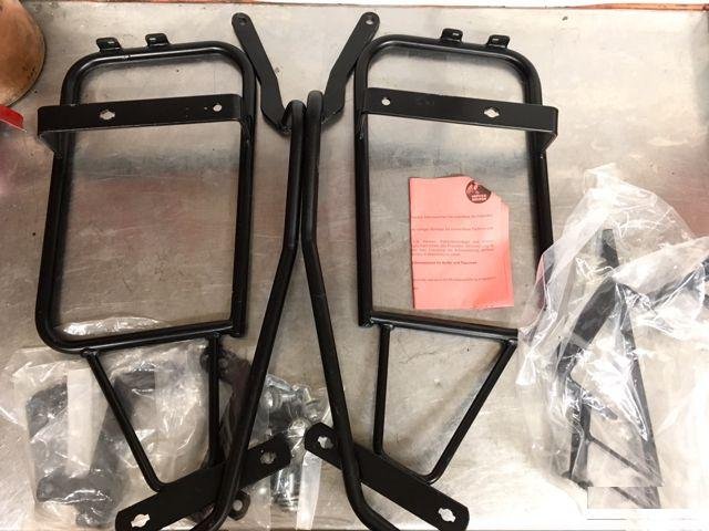 Крепление боковых кофров yamaha FZ6 Fazer 2004-200