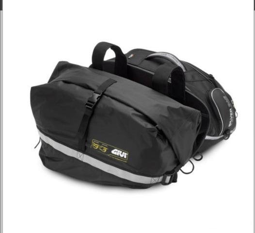 Сумка (чехол) для кофра givi T473