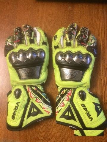 Перчатки Dainese VR46