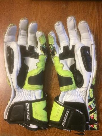 Перчатки Dainese VR46