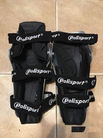 Мото наколенники polisport