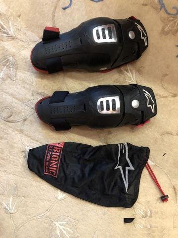 Наколенники Alpinestars Bionic MX
