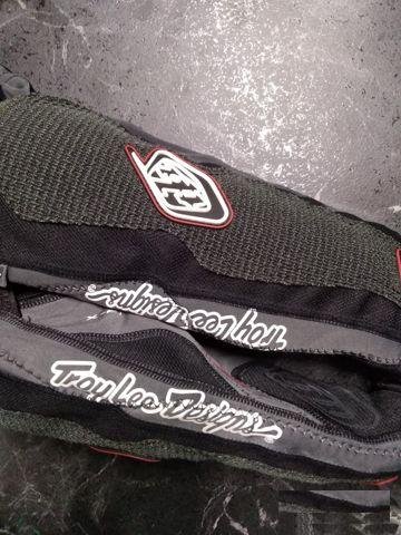 Налокотники Troy Lee Designs 5550