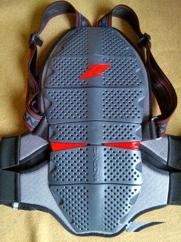 Zandona Shark X6 защита спины на лямках, Италия XL
