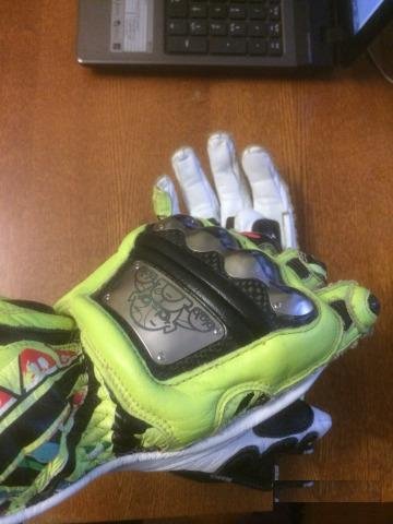 Перчатки Dainese VR46