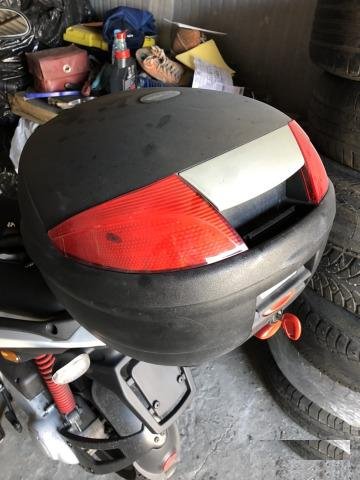 Кофр MBK (Givi) с площадкой