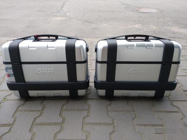 Кофры боковые Givi Trekker 2x33L