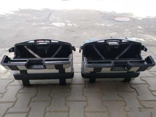 Кофры боковые Givi Trekker 2x33L