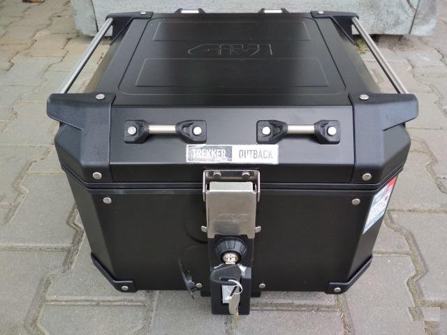 Центральный кофр Givi Trekker Outback 42L Black