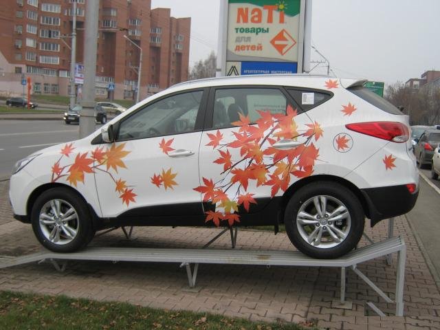 Наклейки на авто, мотоциклы