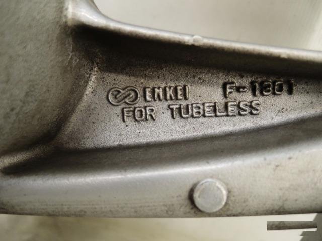 Переднее колесо 17x3.50 Kawasaki ZZR400-II 2001-20