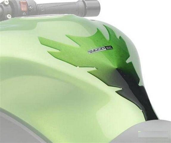 Наклейка на бак kawasaki Z1000SX 999940893